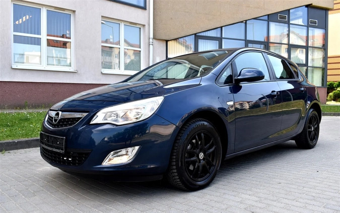 Opel Astra cena 26900 przebieg: 207121, rok produkcji 2012 z Elbląg małe 781